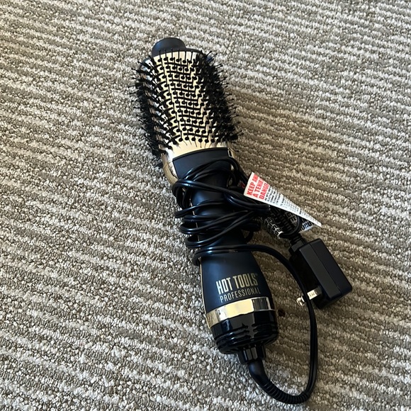 Hot tools blow dryer